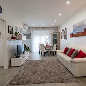 Apartment M&m House, Rome